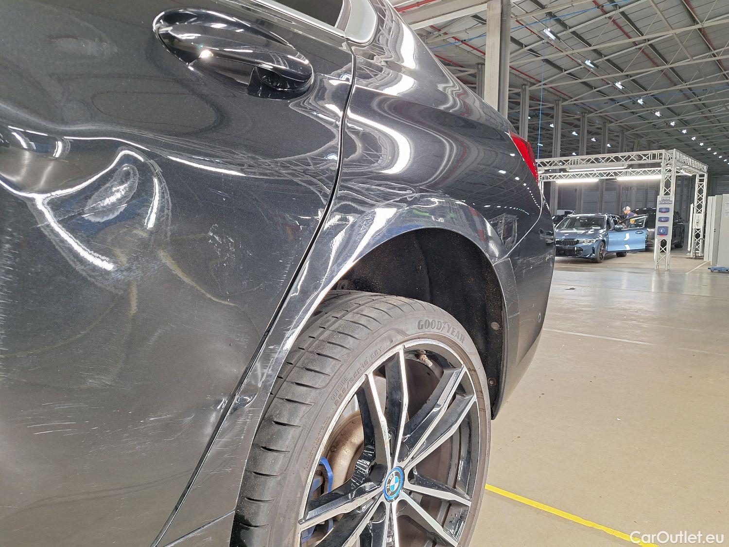 Bmw  Serie 3 BMW, 3-serie '18 PHEV, BMW 3 Reeks Berline 320e (150 kW) 4d #21