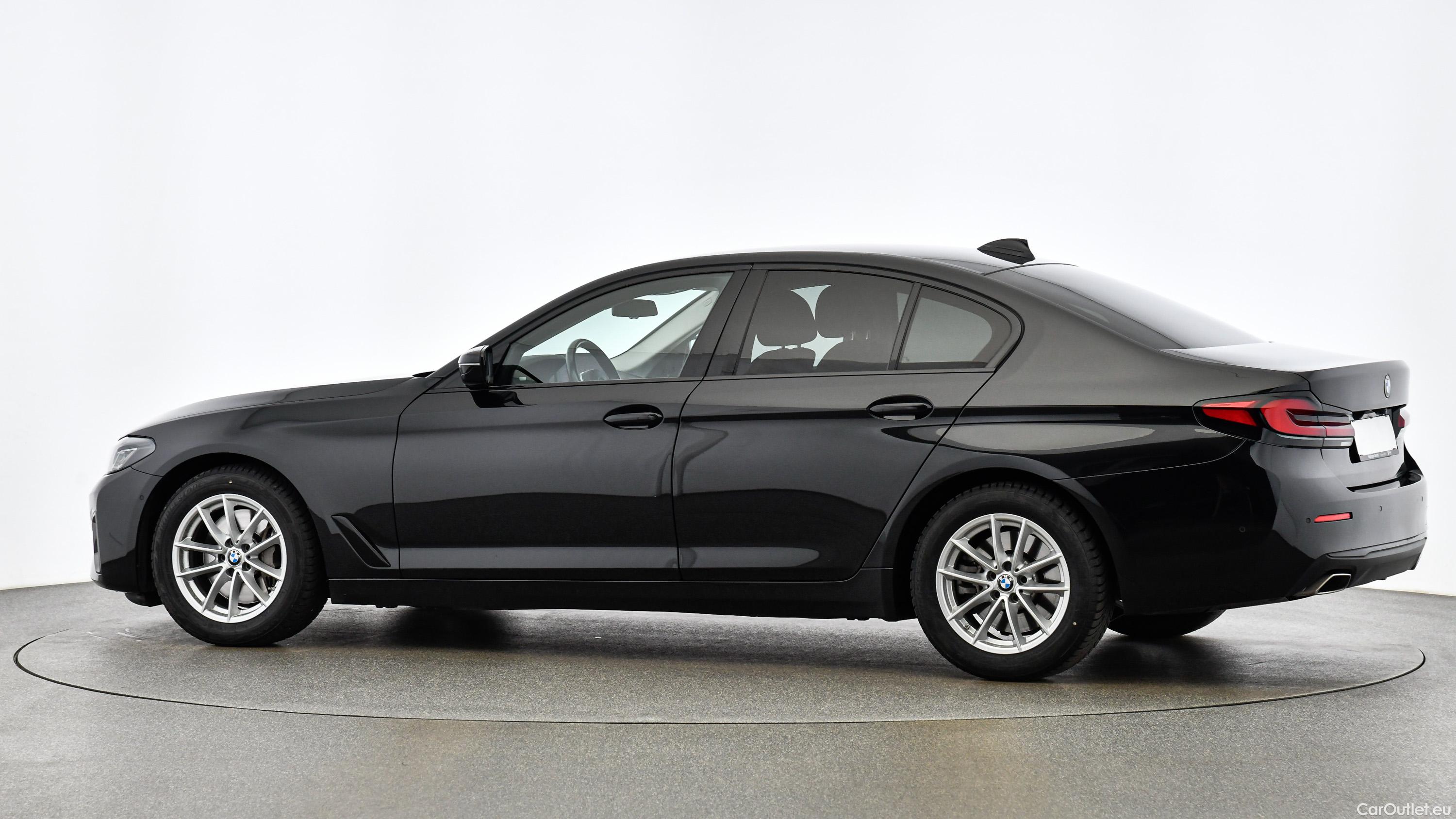 Bmw  Serie 5 xDrive 48 V Aut. (G30) - Automatic Diesel  31 #5