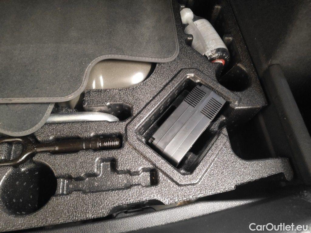 Audi  Q3 Audi  Sportback 45 TFSI e S tronic 5d #15