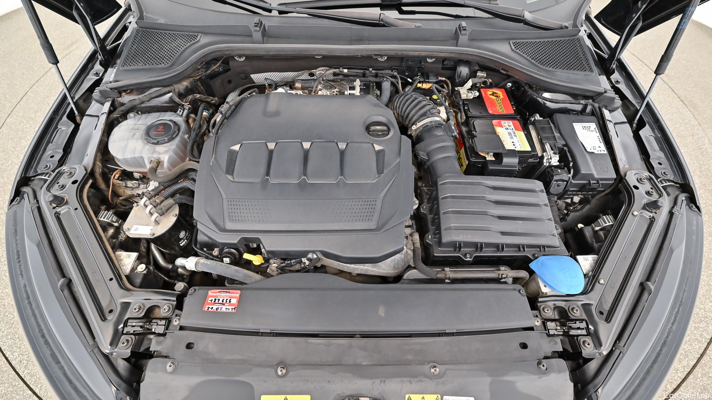 Skoda  Octavia Combi 2,0 TDI Automatic Diesel  33 #28