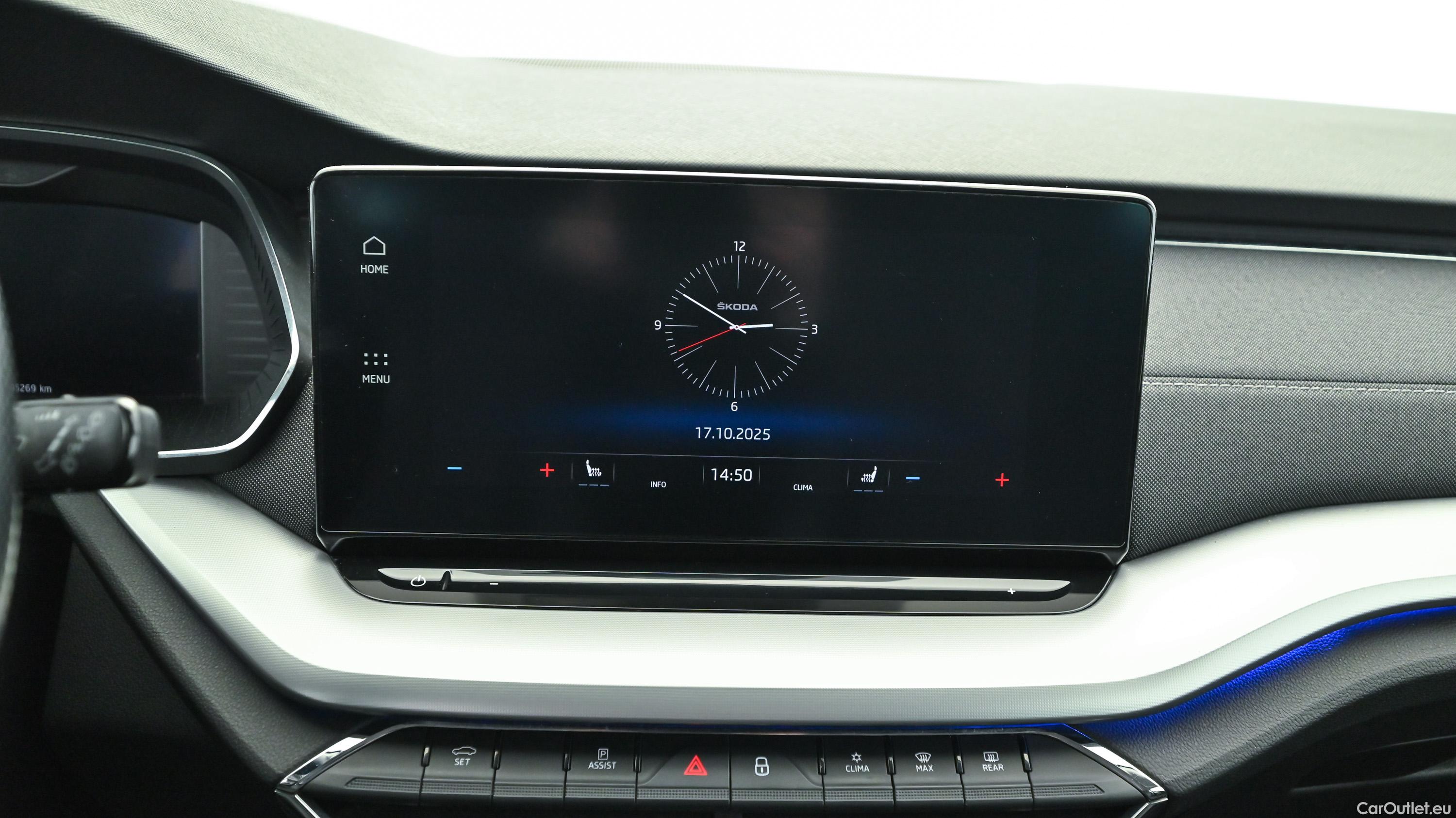 Skoda  Octavia Combi 2,0 TDI Automatic Diesel  33 #21