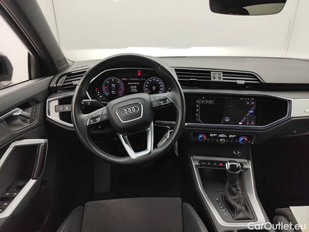 Audi  Q3 Audi  Sportback 35 TDI S tronic Quattro S Line 5d #9