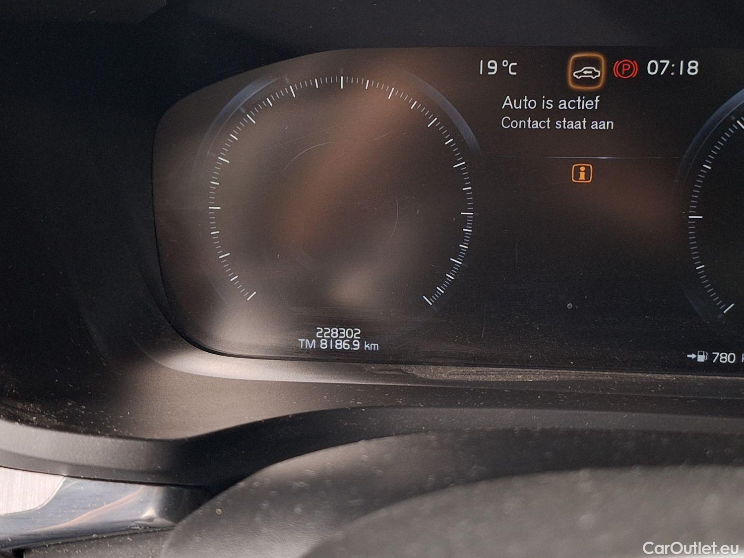 Volvo  V60 Volvo,  '18, Volvo  D3 Momentum Pro 5d #17