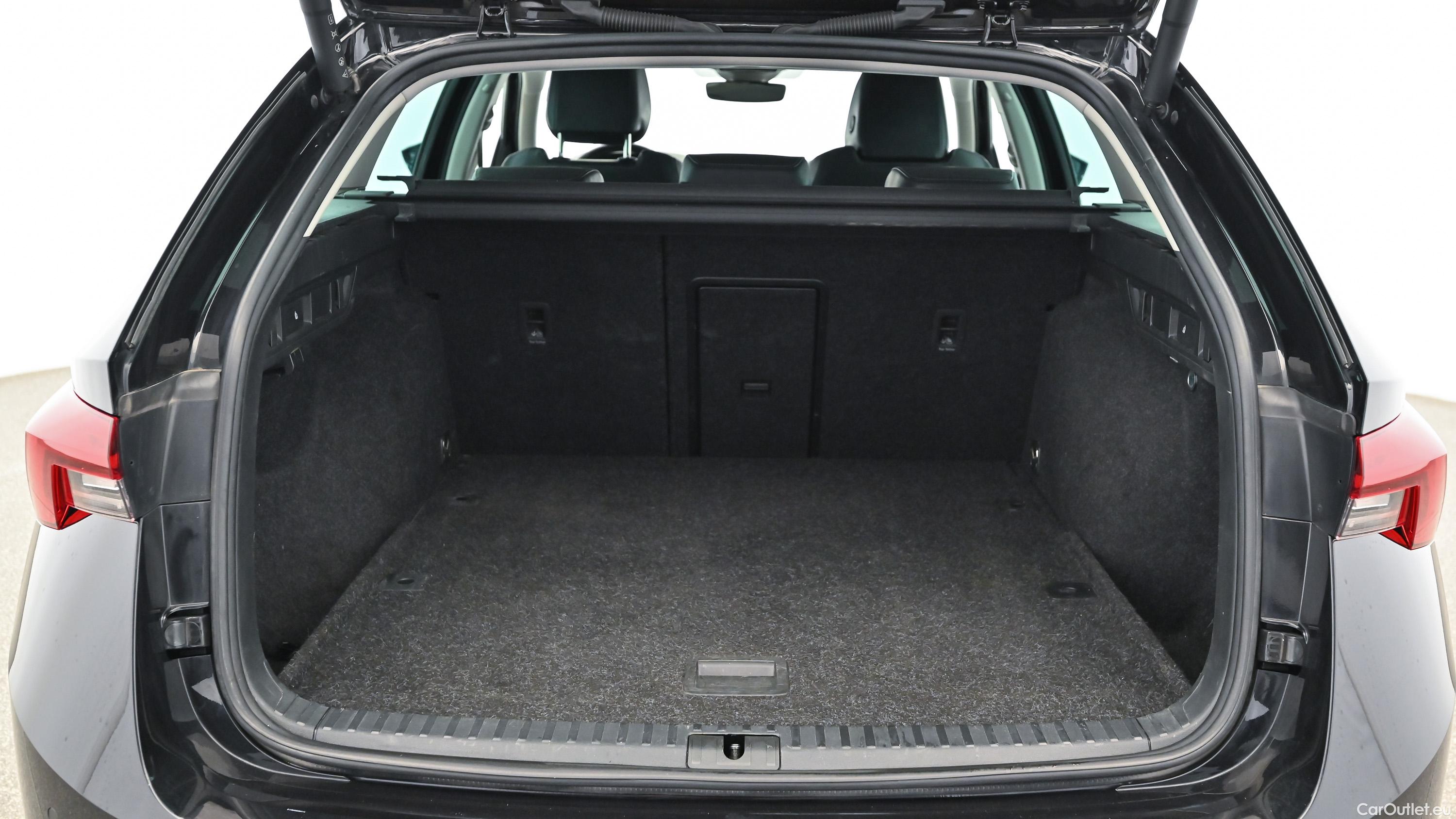 Skoda  Octavia Combi 2,0 TDI Automatic Diesel  33 #17