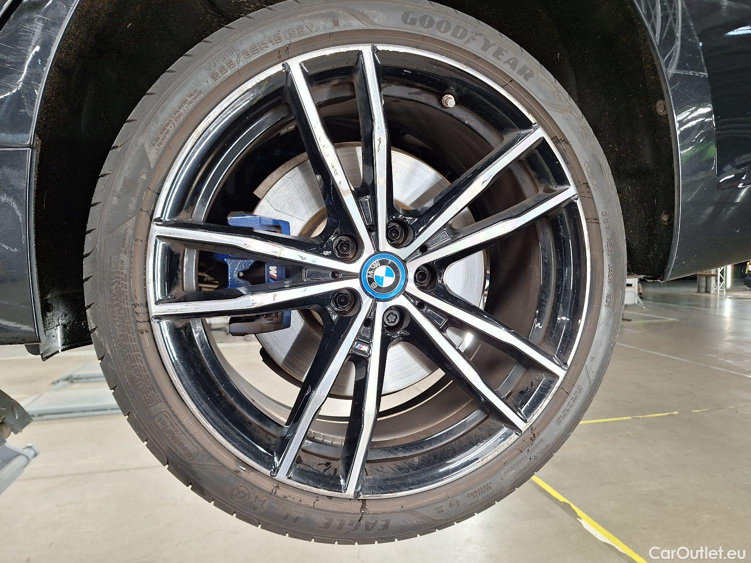 Bmw  Serie 3 BMW, 3-serie '18 PHEV, BMW 3 Reeks Berline 320e (150 kW) 4d #7