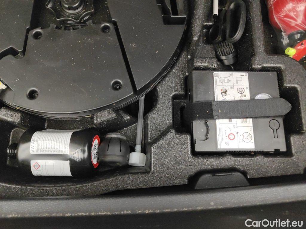 Audi  Q3 Audi  Sportback 35 TDI S tronic Quattro S Line 5d #15