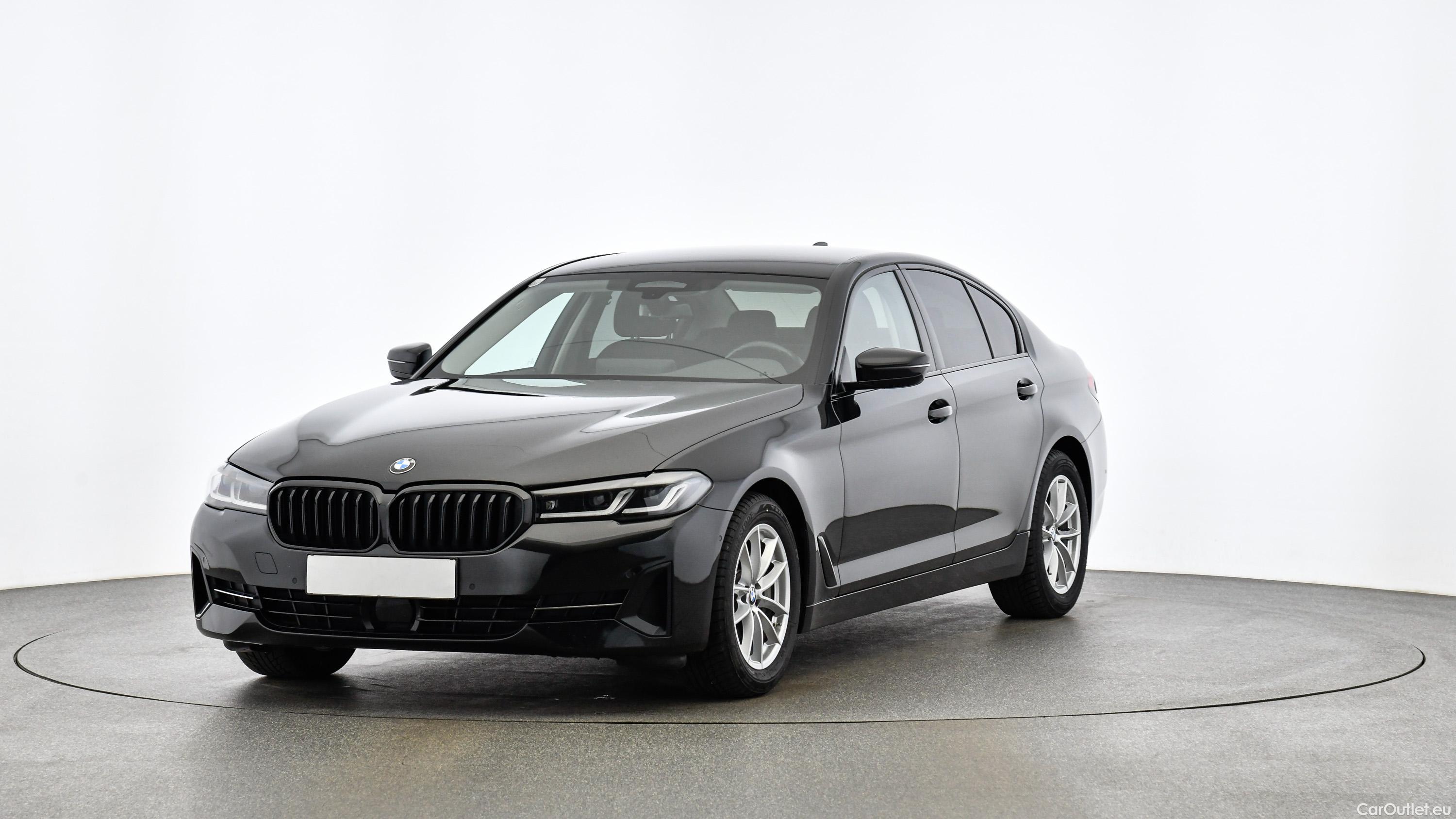 Bmw  Serie 5 xDrive 48 V Aut. (G30) - Automatic Diesel  31 #1