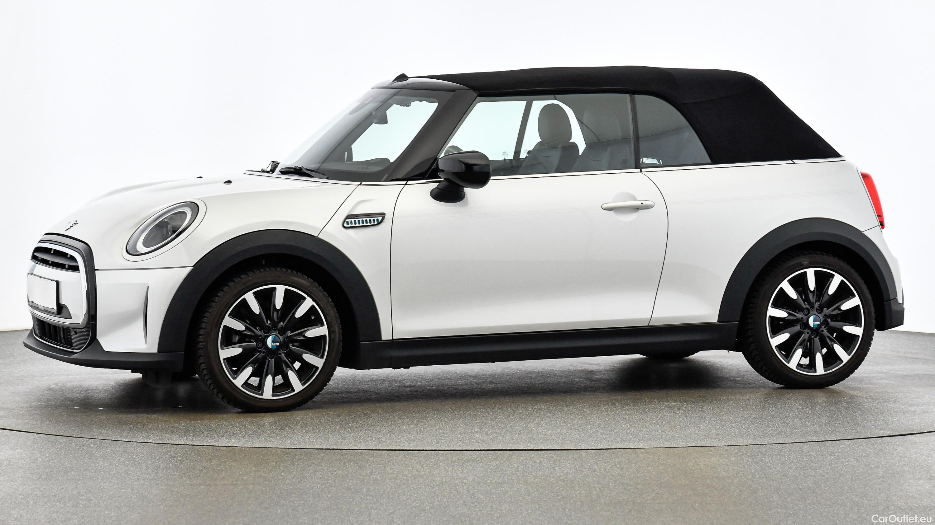 Mini  Cooper Cabrio Aut. F57 Automatic Petrol  30 #3