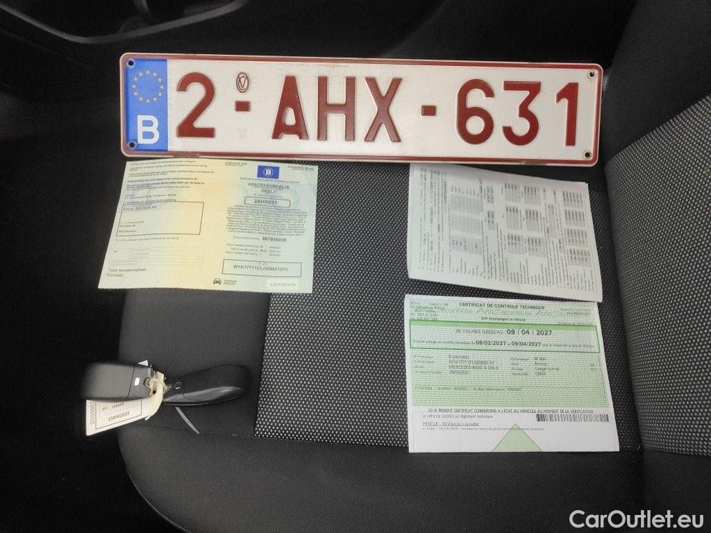 Mercedes  A-Klasse Mercedes-Benz  Limousine A 200d Business Solution Limited 4d #4