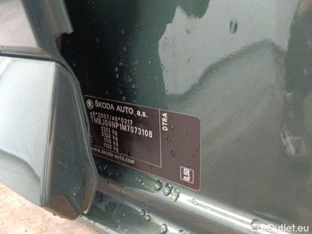 Skoda  Superb Skoda  Combi 2.0 CRTDI 90kW DSG7 Clever+ 5d #22