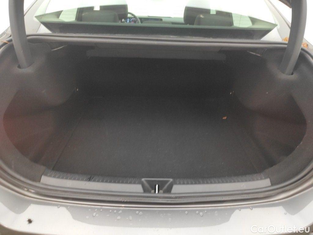 Mercedes  A-Klasse Mercedes-Benz  Limousine A 200d Business Solution Limited 4d #15