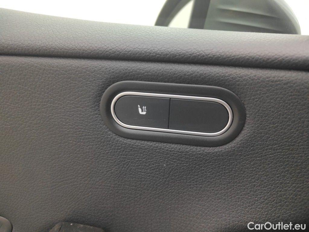 Mercedes  A-Klasse Mercedes-Benz  Limousine A 200d Business Solution Limited 4d #28