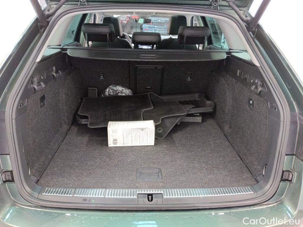 Skoda  Superb Skoda  Combi 2.0 CRTDI 90kW DSG7 Clever+ 5d #16