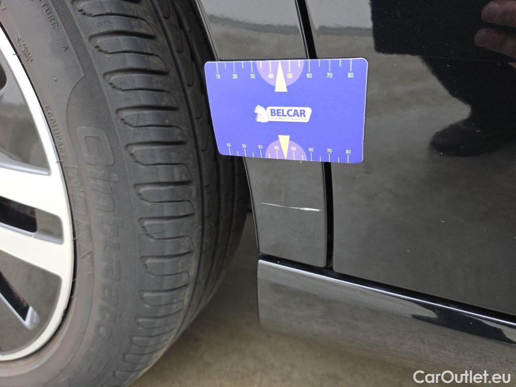 Mercedes  CLA-Klasse Mercedes-Benz CLA CLA 250 e Business Solution 4d #50