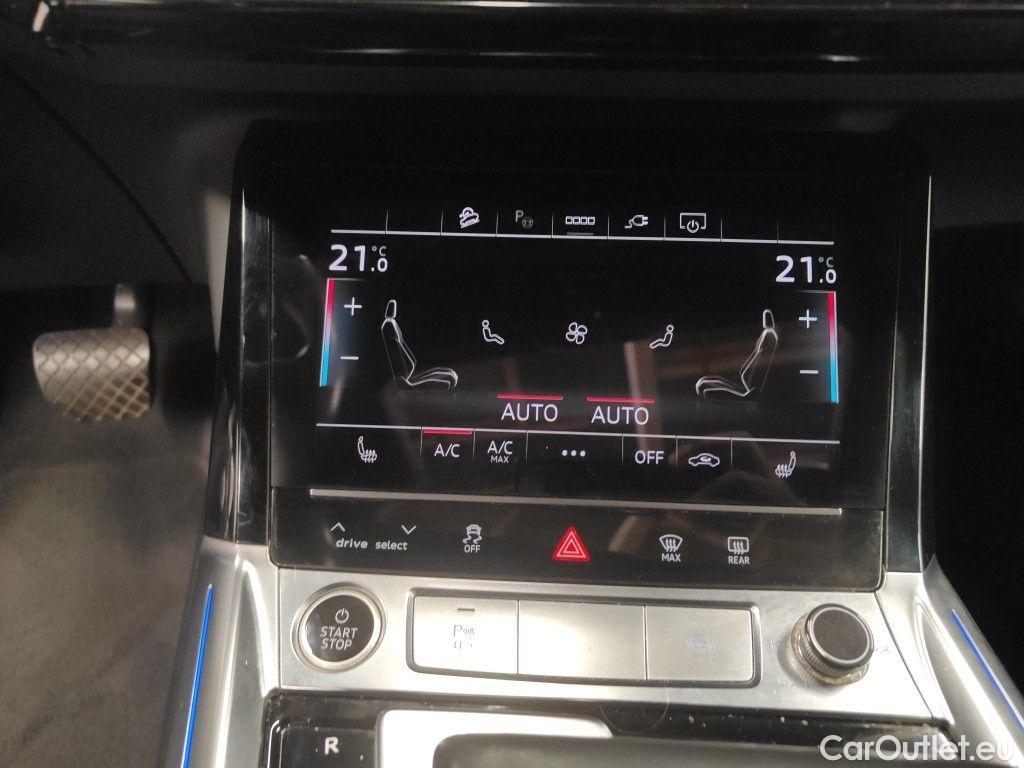 Audi  E-TRON Audi  Sportback 55 Quattro S-Line 5d #37