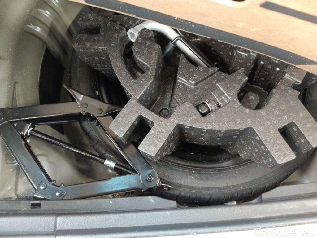 Skoda  Superb Skoda  Combi 2.0 CRTDI 90kW DSG7 Clever+ 5d #17