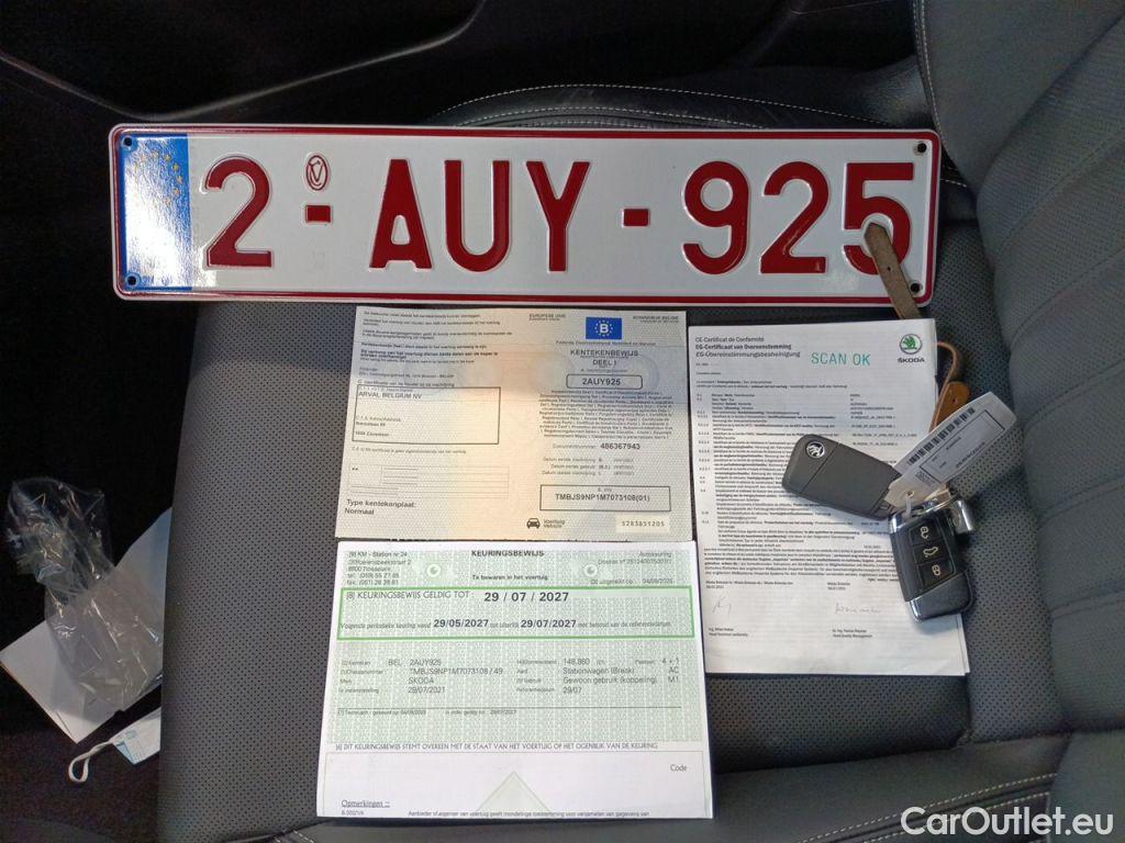 Skoda  Superb Skoda  Combi 2.0 CRTDI 90kW DSG7 Clever+ 5d #4