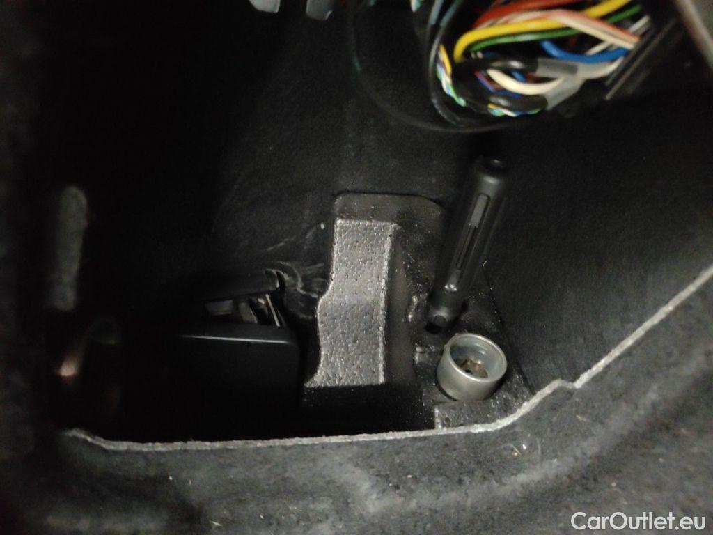 Bmw  Serie 1 BMW 1 HATCH DIESEL - 2019 118 dA 150hp (EU6AP) 5d #48