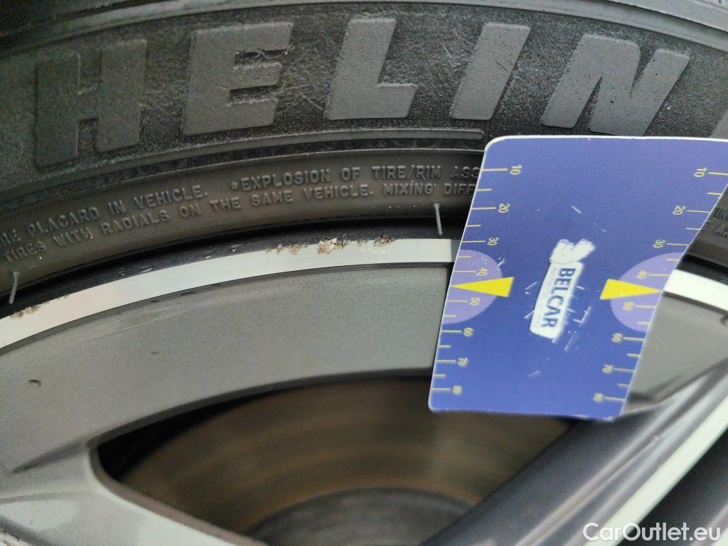 Mercedes  A-Klasse Mercedes-Benz  A 180 Business Solution 5d #88