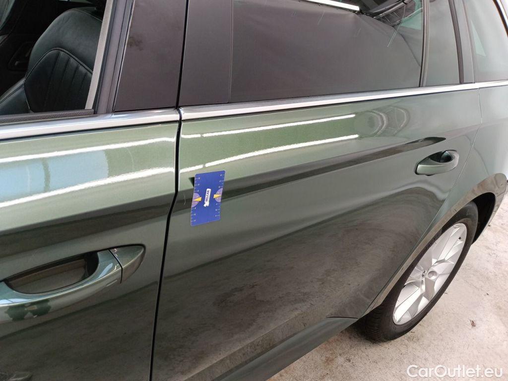 Skoda  Superb Skoda  Combi 2.0 CRTDI 90kW DSG7 Clever+ 5d #54