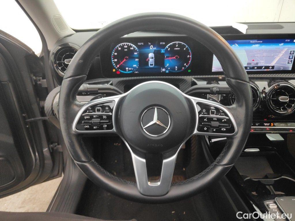 Mercedes  A-Klasse Mercedes-Benz  Limousine A 200d Business Solution Limited 4d #25