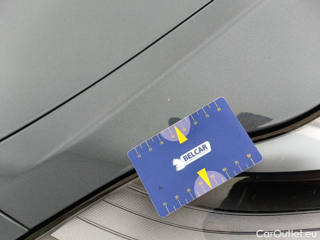 Tesla  Model Y TESLA  72.5 kWh Dual Motor Long Range (324 kW) 5d #23