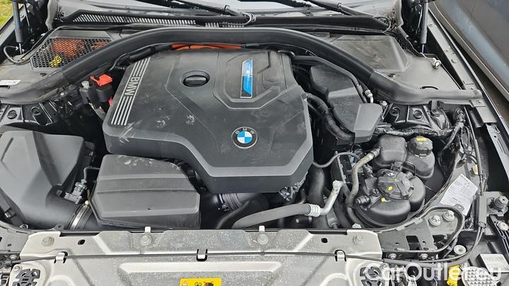 Bmw  Serie 3 330e M Sport Automatik #11