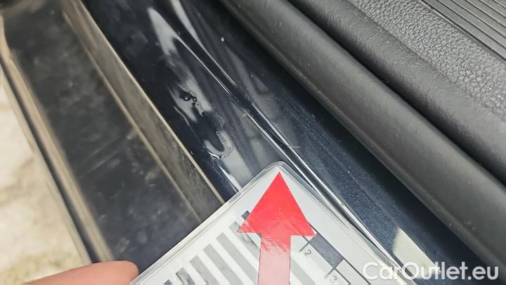 Volkswagen  Golf  2.0 TDI SCR 85kW DSG Life #22