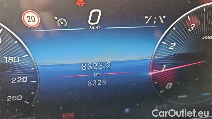 Mercedes  GLA  200 DCT #9