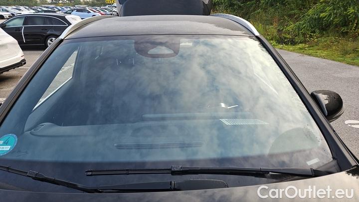 Mercedes  GLA  200 DCT #16