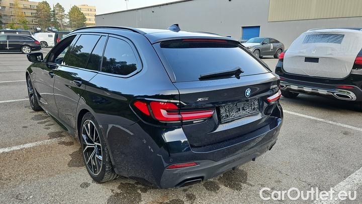 Bmw  Serie 5 530e xDrive Touring A #3