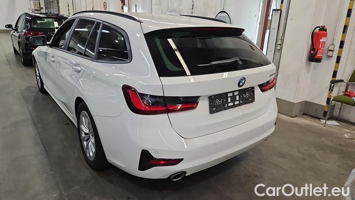 Bmw  Serie 3 330e Touring Advantage Automatic #3