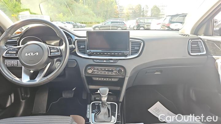KIA  Cee'd 1.6 CRDi MHEV 100kW DCT Vision SW #6