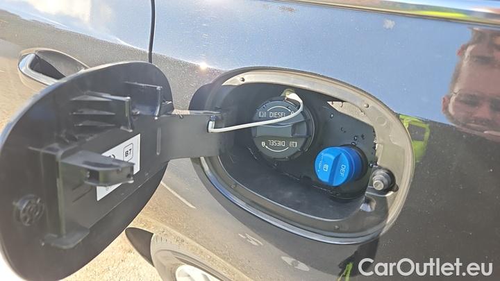 KIA  Cee'd 1.6 CRDi MHEV 100kW DCT Vision SW #15