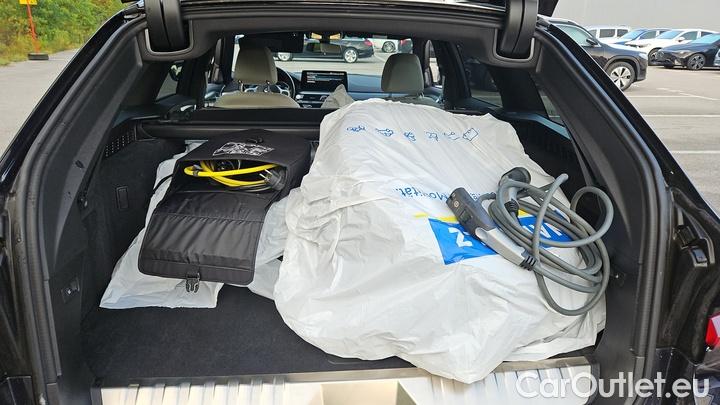 Bmw  Serie 5 530e xDrive Touring A #8