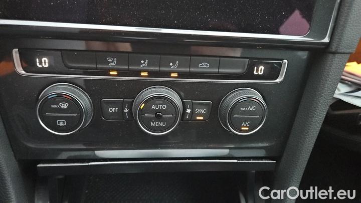 Volkswagen  Golf  1.6 TDI SCR Trendline Variant #14