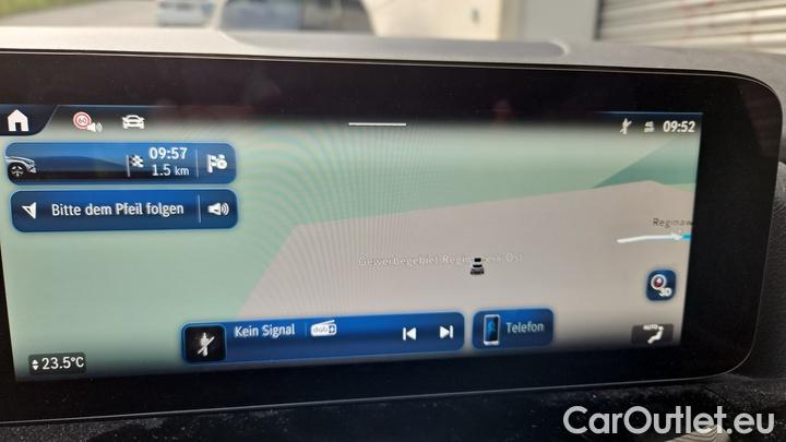 Mercedes  GLA  200 DCT #13