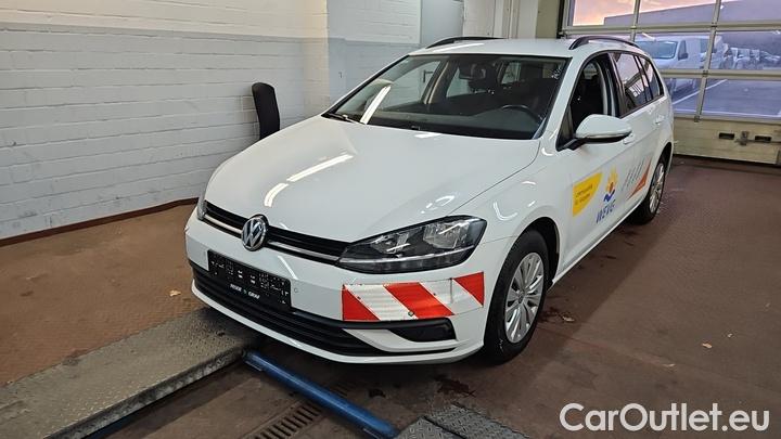 Volkswagen  Golf  1.6 TDI SCR Trendline Variant #1