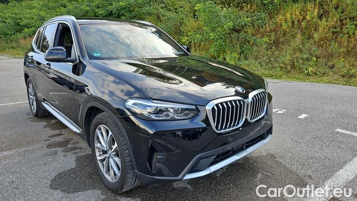 Bmw  X3 xDrive20i AT #2