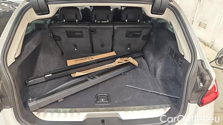 Bmw  Serie 3 330e Touring Advantage Automatic #8