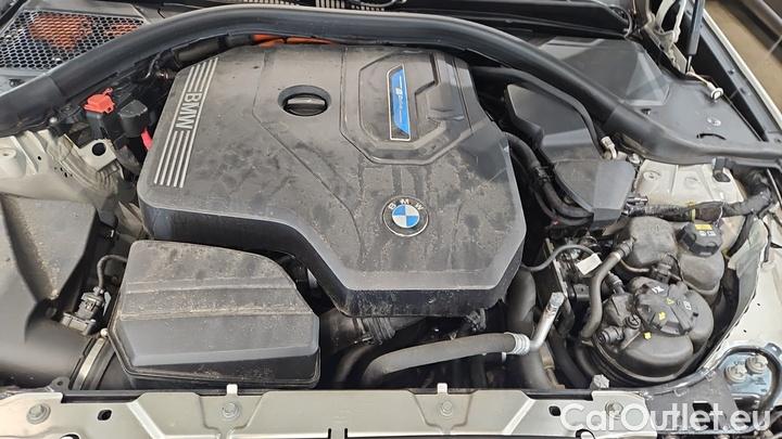 Bmw  Serie 3 330e Touring Advantage Automatic #11