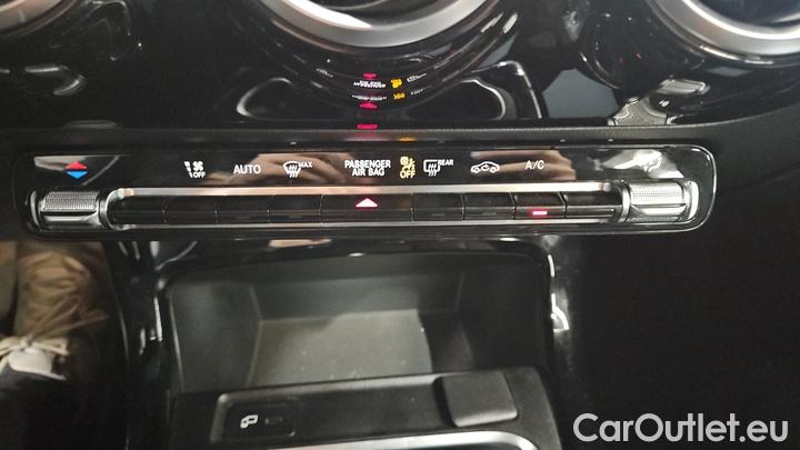 Mercedes  CLA-Klasse CLA 180 Shooting Brake #14