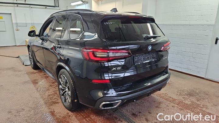 Bmw  X5 xDrive45e #3
