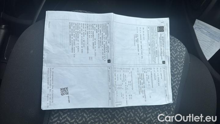 Lancia  Ypsilon 1.0 FireFly 70cv Hybrid Silver Plus #16