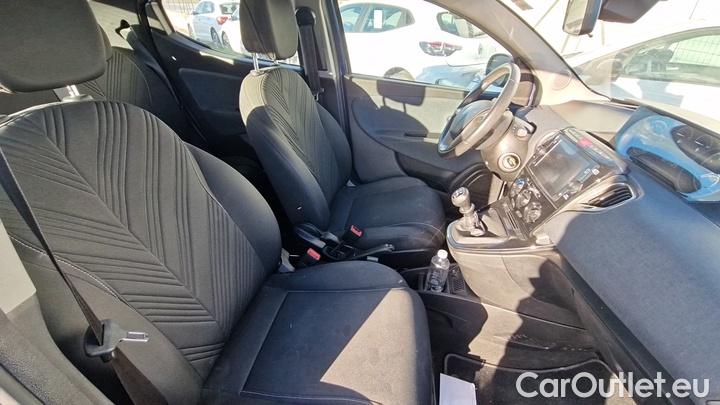 Lancia  Ypsilon 1.0 FireFly 70cv S&S Hybrid GOLD #7