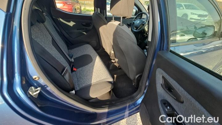 Lancia  Ypsilon 1.0 FireFly 70cv Hybrid Silver Plus #8