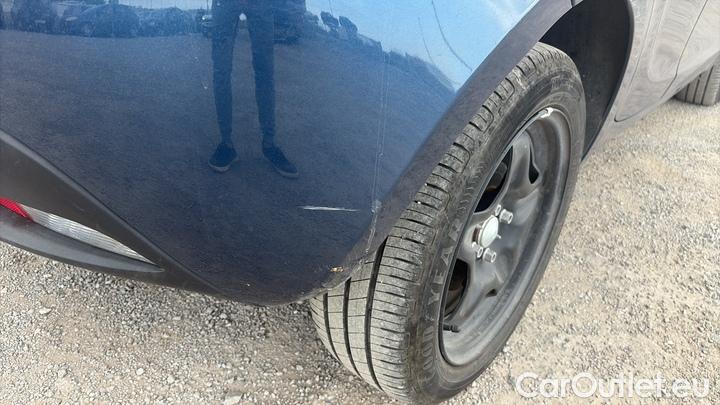 Lancia  Ypsilon 1.0 FireFly 70cv Hybrid Silver Plus #21