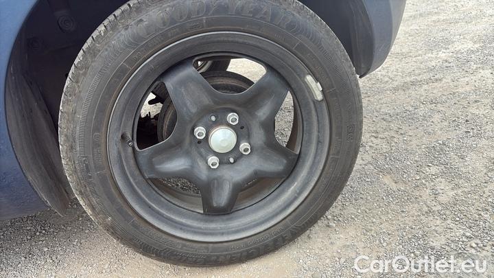 Lancia  Ypsilon 1.0 FireFly 70cv Hybrid Silver Plus #14