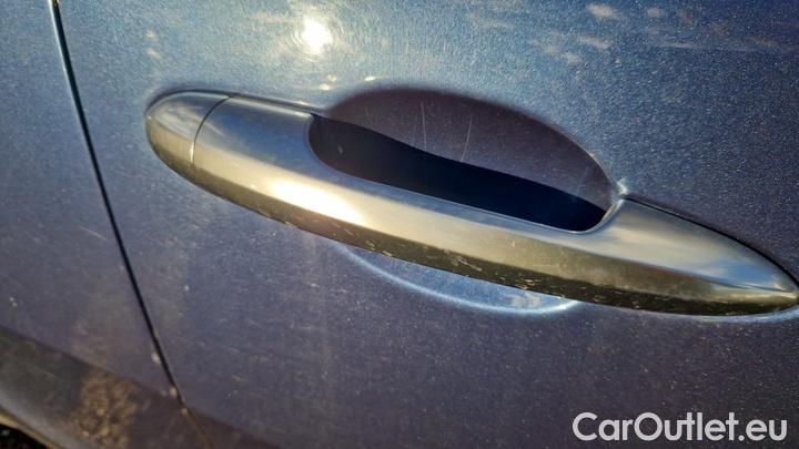 Lancia  Ypsilon 1.0 FireFly 70cv S&S Hybrid GOLD #49