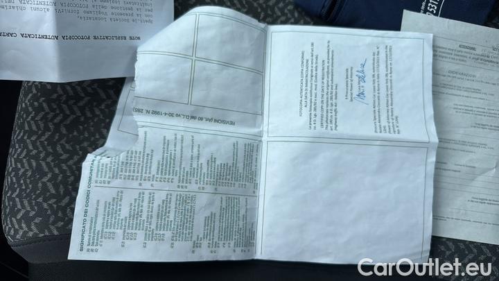 Lancia  Ypsilon 1.0 FireFly 70cv Hybrid Silver Plus #17